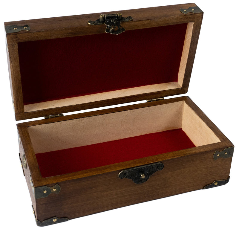 Wooden chest for up to 75 Dice