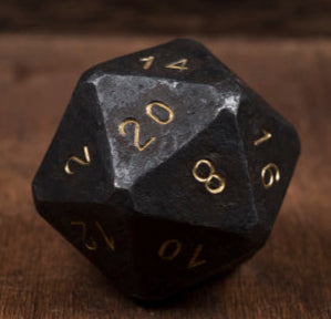 Handgeschmiedeter Chonky D20 Stahlwürfel 50mm