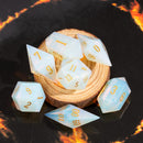 The Diviner’s Relics - Premium Schmucksteinwürfel