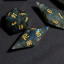 The Diviner’s Relics - Premium Schmucksteinwürfel