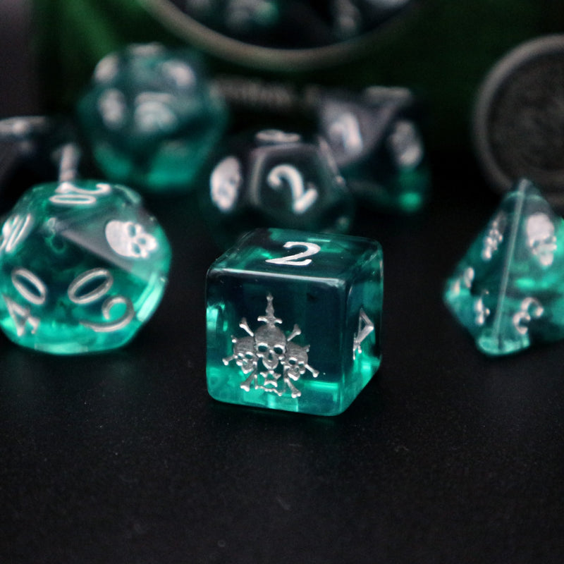 Various class dice sets (7 pieces, 1 coin)