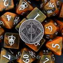 Verschiedene Klassenwürfel-Sets in Foliant-Etui (10 Würfel, 1 Münze)