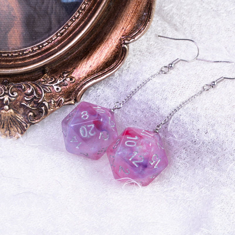 D20 / D6 earrings different colors and shapes