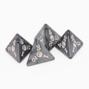 Damage Dice (18 Würfel + Beutel)